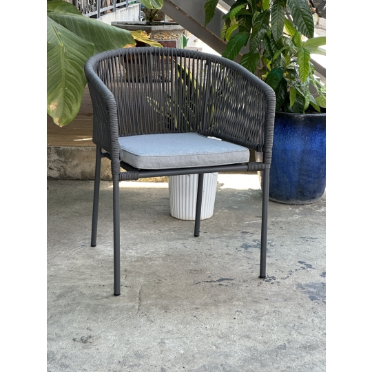 GHẾ ĂN NGOÀI TRỜI